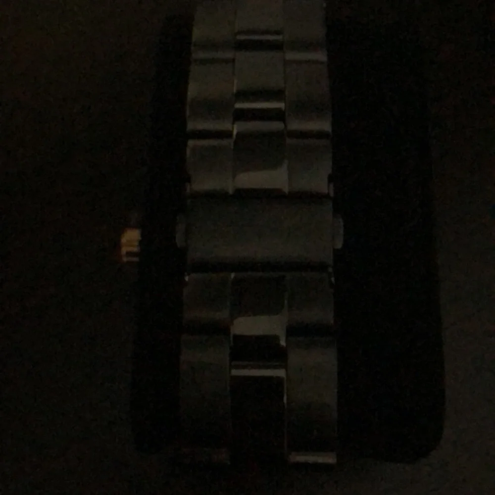 Watch - Picture 2 of 3